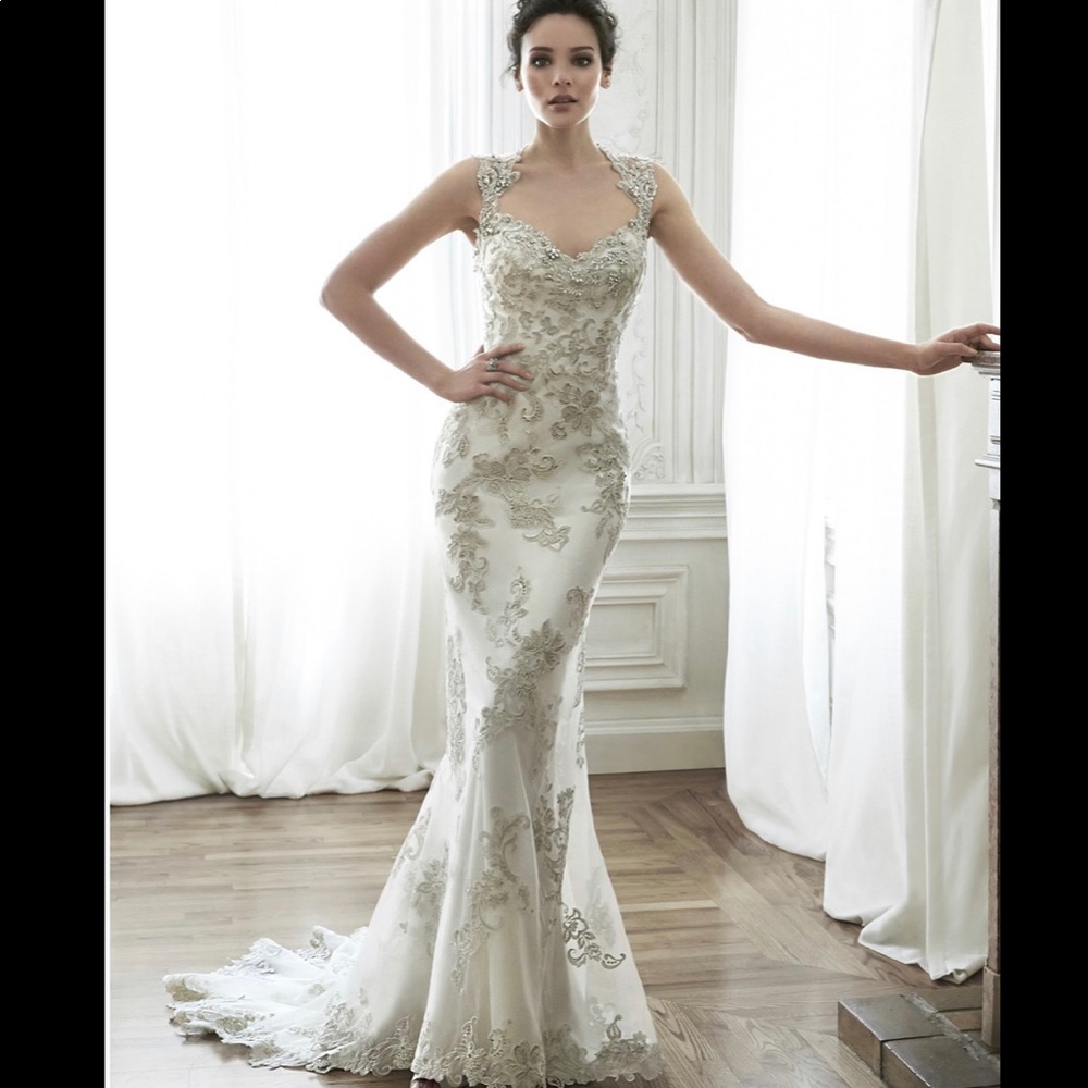 Maggie Sottero Jade Wedding Dress Size 6 New